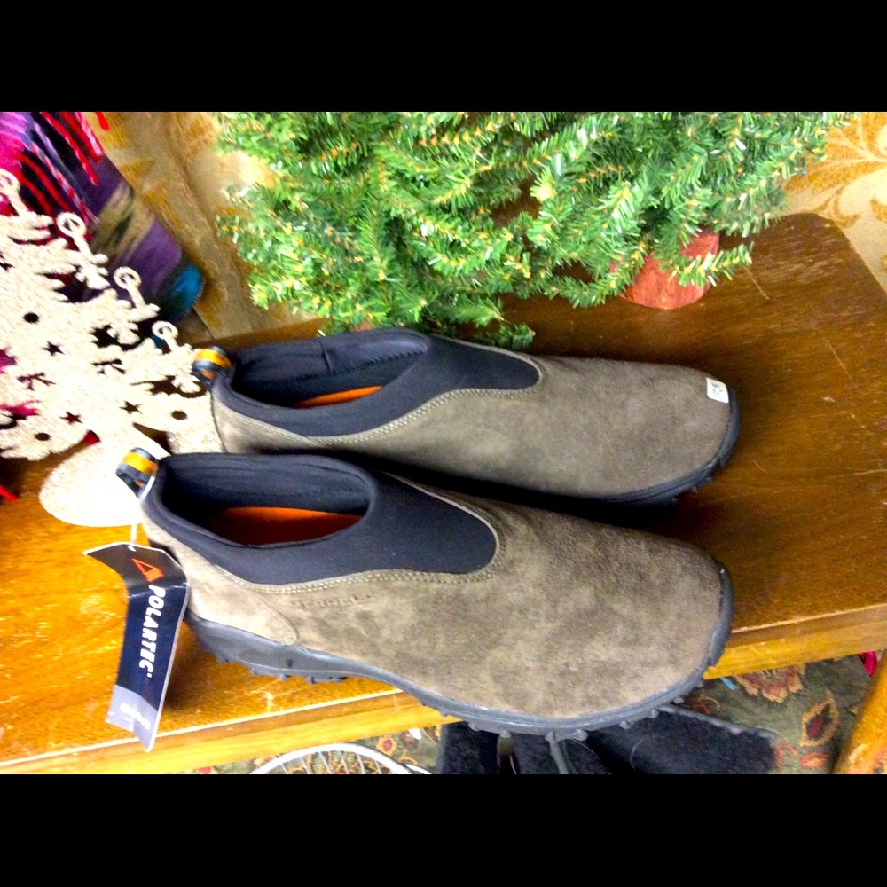 Merrill Men’s winter moc slipons